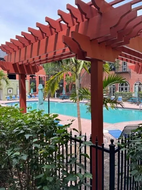 1910 E PALM AVENUE #10303 Tampa, FL 33605