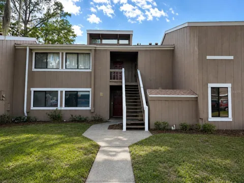 5836 PEREGRINE AVENUE #25E