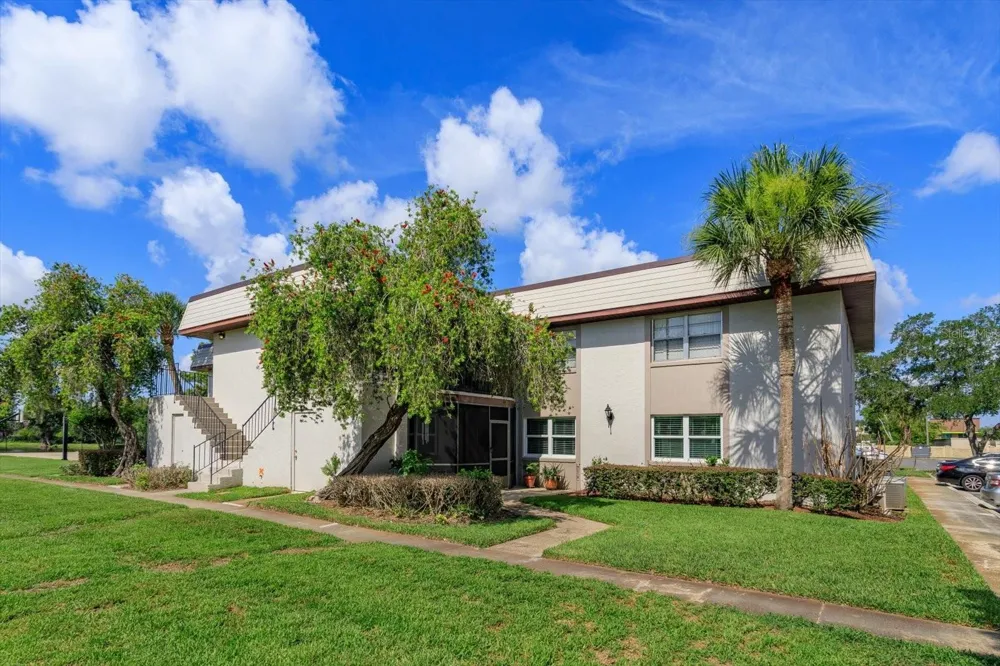 27 WINDTREE LANE #102 Winter Garden, FL 34787