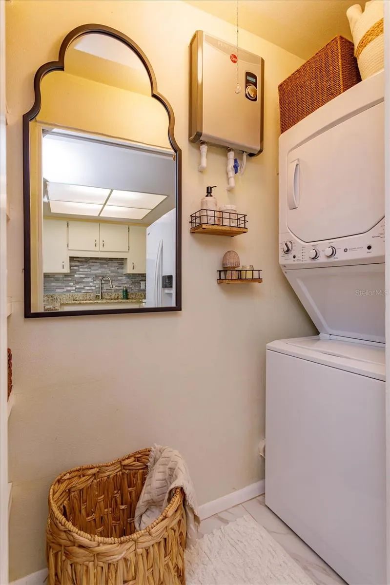 27 WINDTREE LANE #102 Winter Garden, FL 34787
