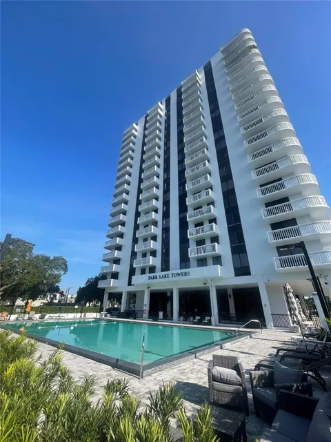 400 E COLONIAL DRIVE #402