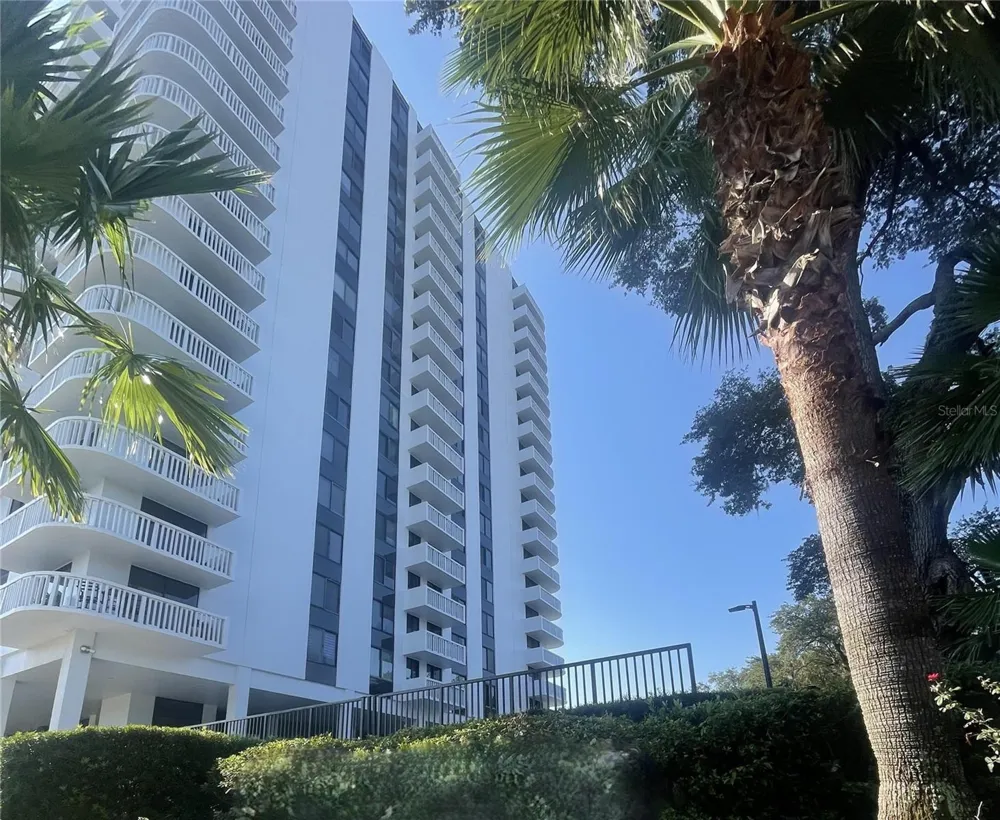400 E COLONIAL DRIVE #402 Orlando, FL 32803