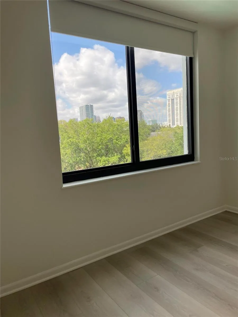 400 E COLONIAL DRIVE #402 Orlando, FL 32803