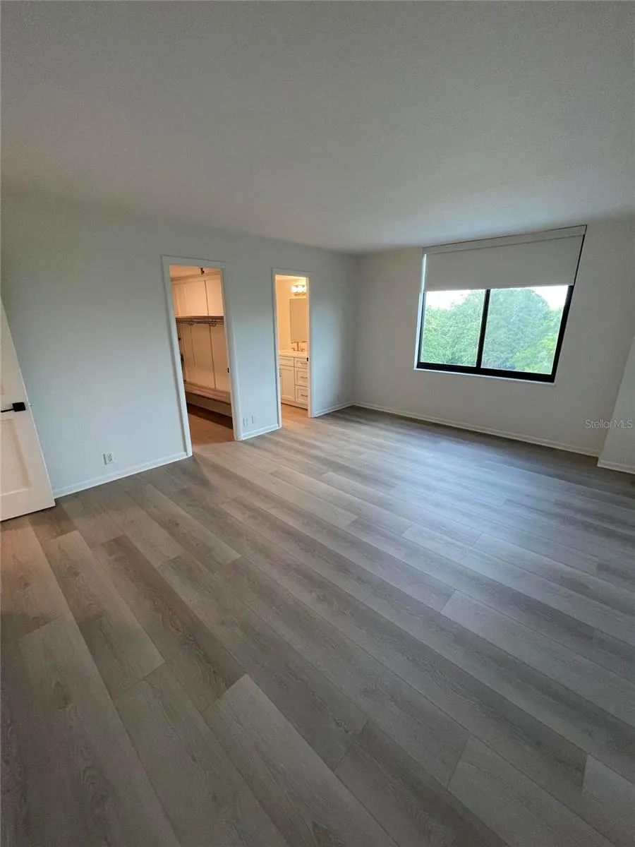 400 E COLONIAL DRIVE #402 Orlando, FL 32803