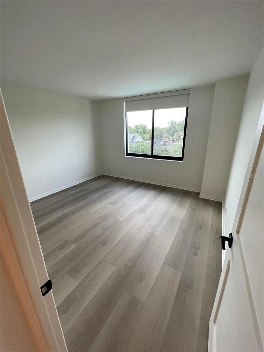 400 E COLONIAL DRIVE #402 Orlando, FL 32803