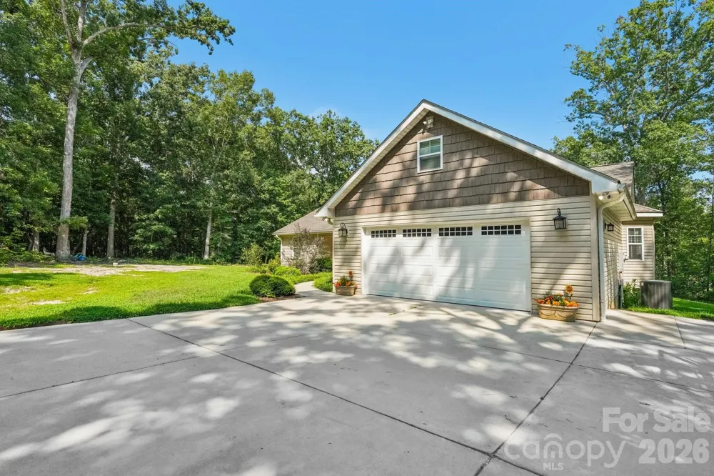 1555 Riverview Road Lincolnton, NC 28092