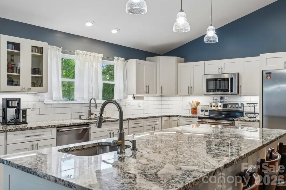1555 Riverview Road Lincolnton, NC 28092