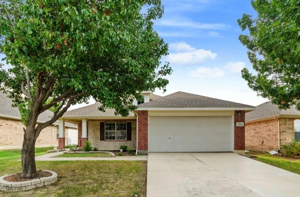 1504 Morning Dove Aubrey, TX 76227
