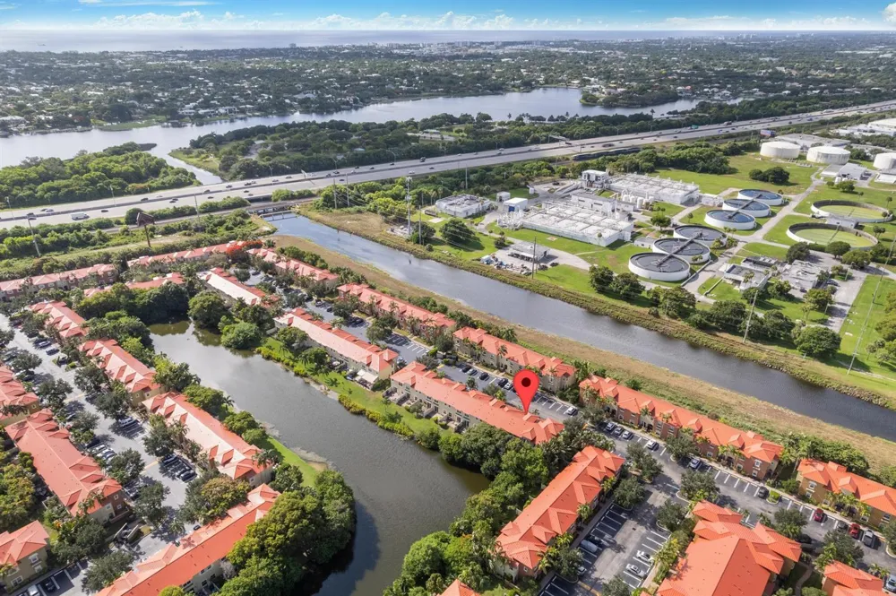 301 LAKE MONTEREY CIRCLE Boynton Beach, FL 33426