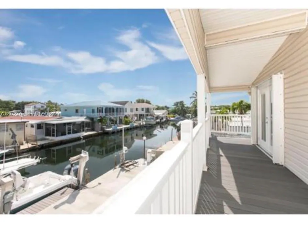11 Flamingo Rd Key Largo, FL 33037