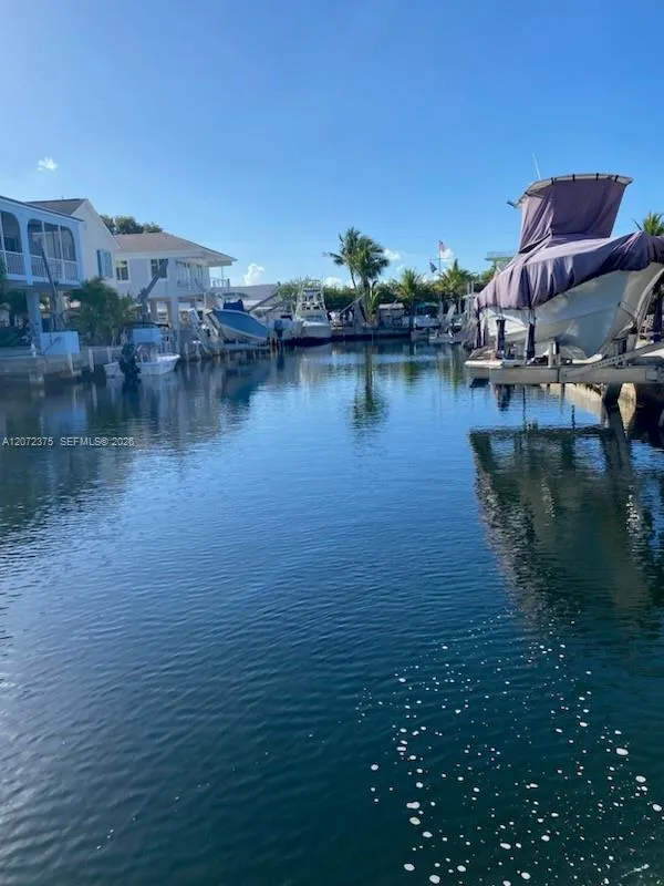 11 Flamingo Rd Key Largo, FL 33037