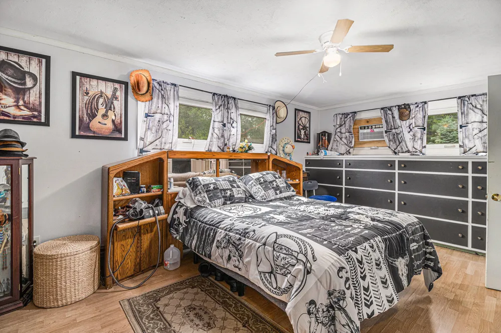 19030 Almy Road Reynolds Township, MI 49329