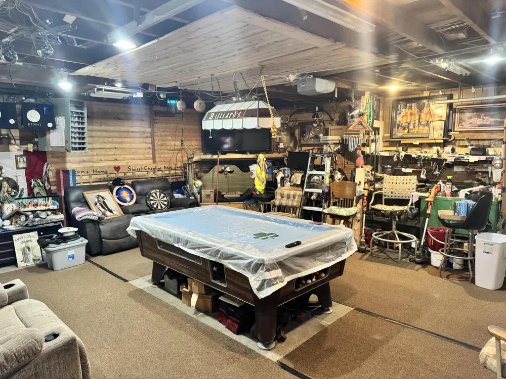 19030 Almy Road Reynolds Township, MI 49329