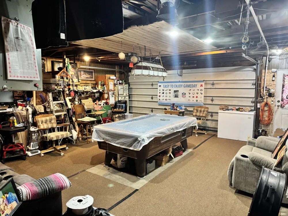 19030 Almy Road Reynolds Township, MI 49329