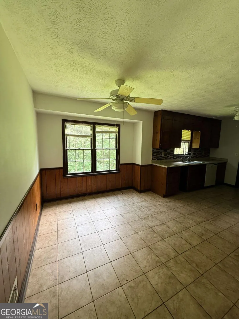 3827 Sherwood DR Douglasville, GA 30135