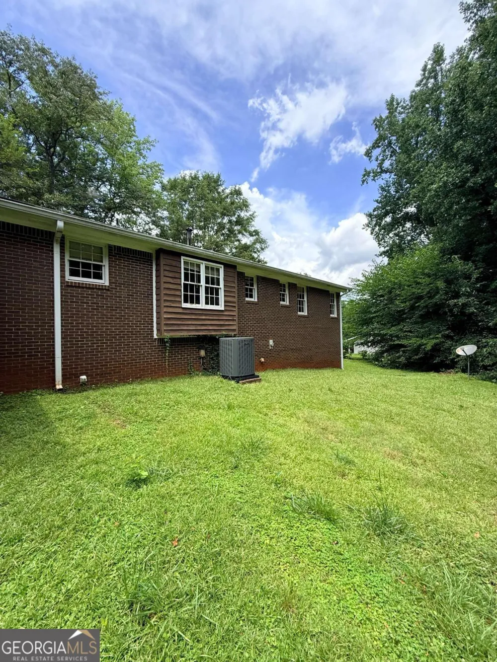 3827 Sherwood DR Douglasville, GA 30135