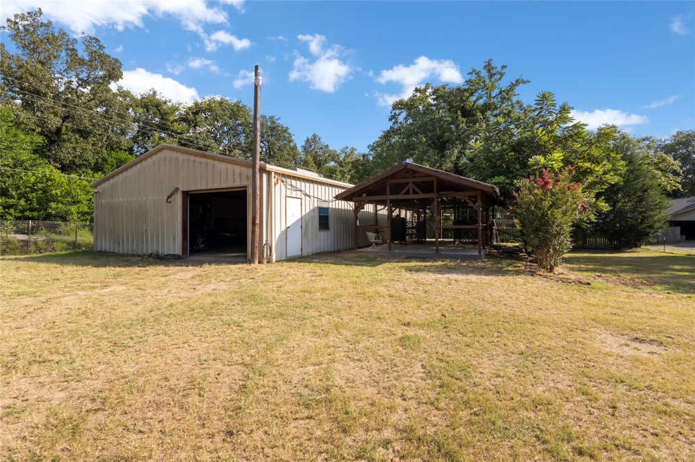 6947 Fm 2494 Athens, TX 75751