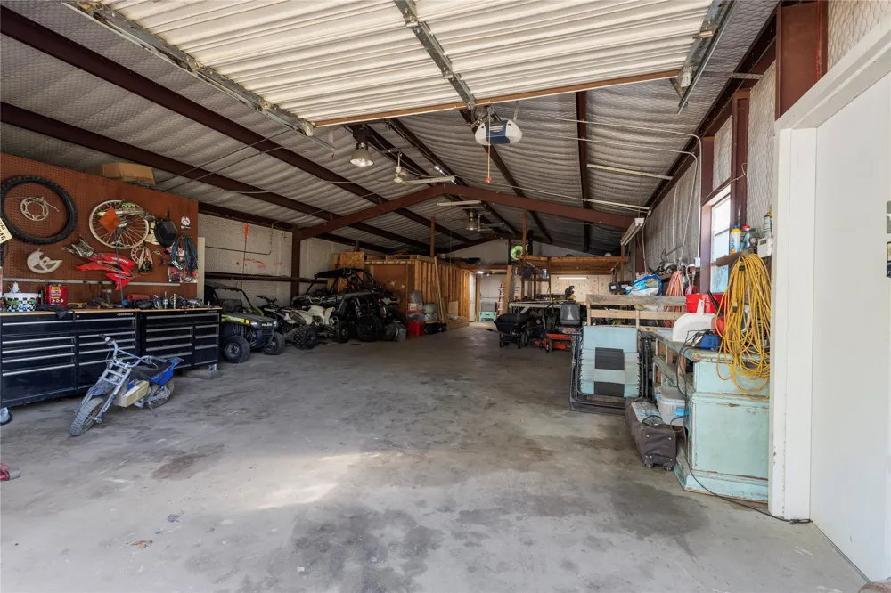 6947 Fm 2494 Athens, TX 75751