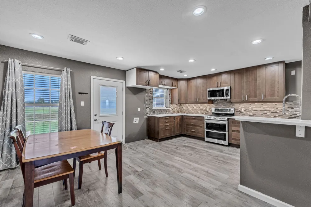10282 Gentry Drive Justin, TX 76247