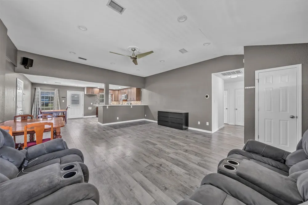 10282 Gentry Drive Justin, TX 76247
