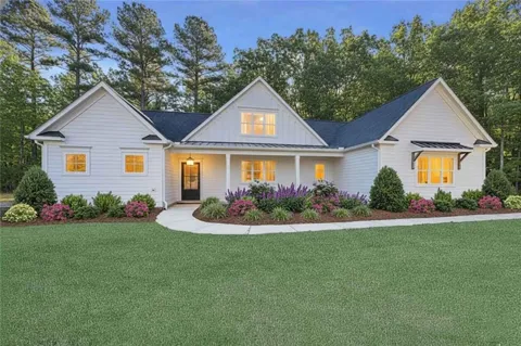 208 Summer Ridge Drive