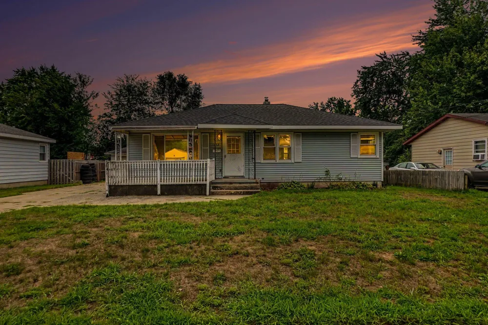 1632 Chapel Street SW Wyoming, MI 49519