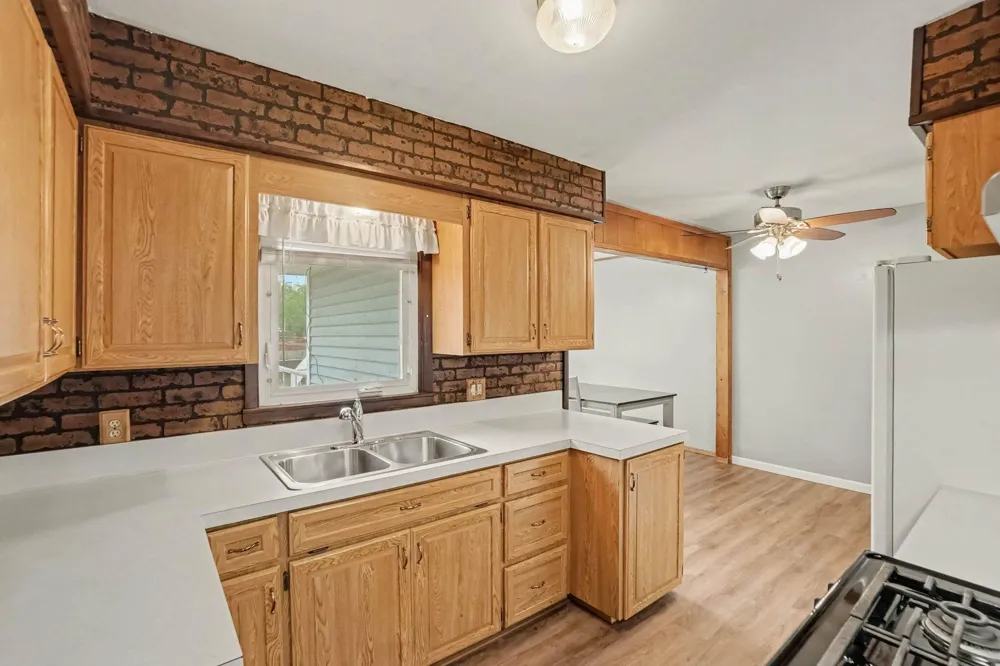 1632 Chapel Street SW Wyoming, MI 49519