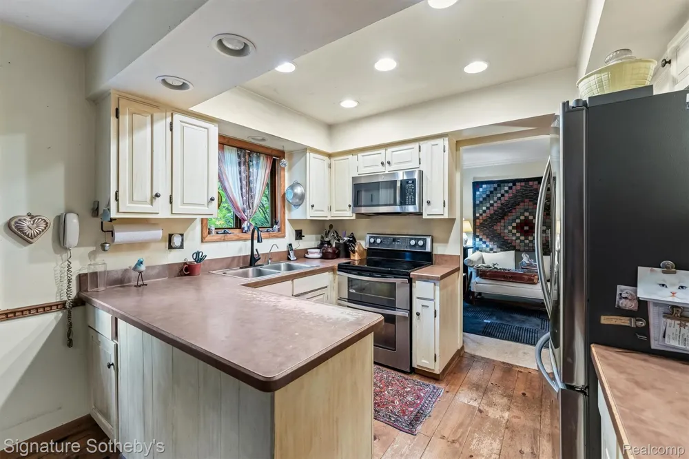 7939 Caberfae Trail Independence Charter Township, MI 48348