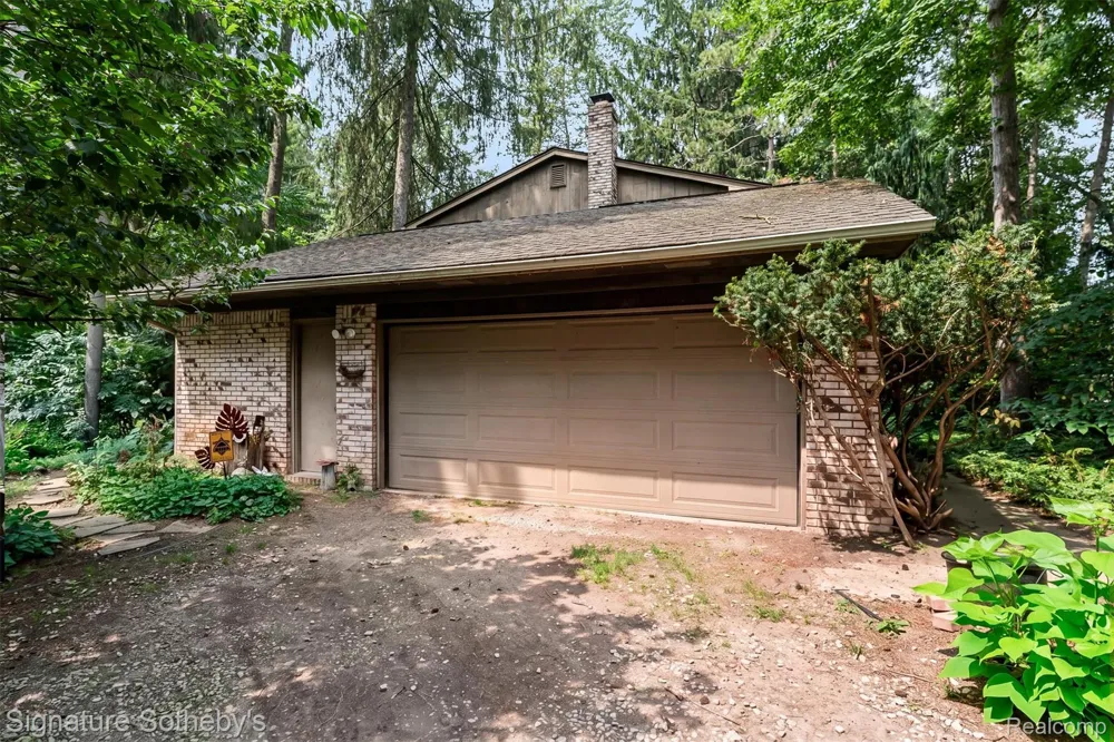 7939 Caberfae Trail Independence Charter Township, MI 48348