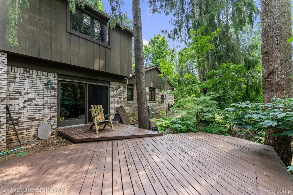7939 Caberfae Trail Independence Charter Township, MI 48348
