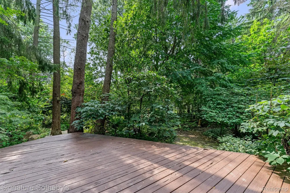 7939 Caberfae Trail Independence Charter Township, MI 48348