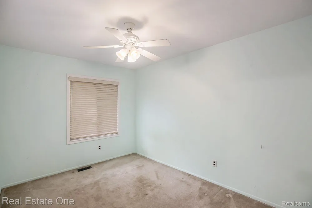 3373 Auburn Drive Troy City, MI 48083