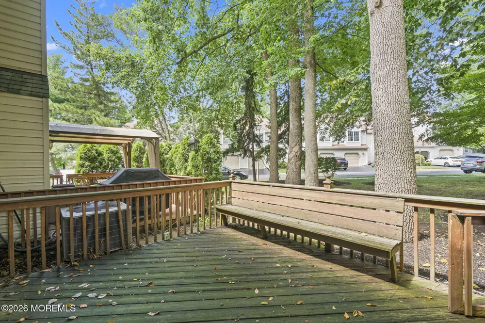 102 Rumford Way Manalapan, NJ 07726