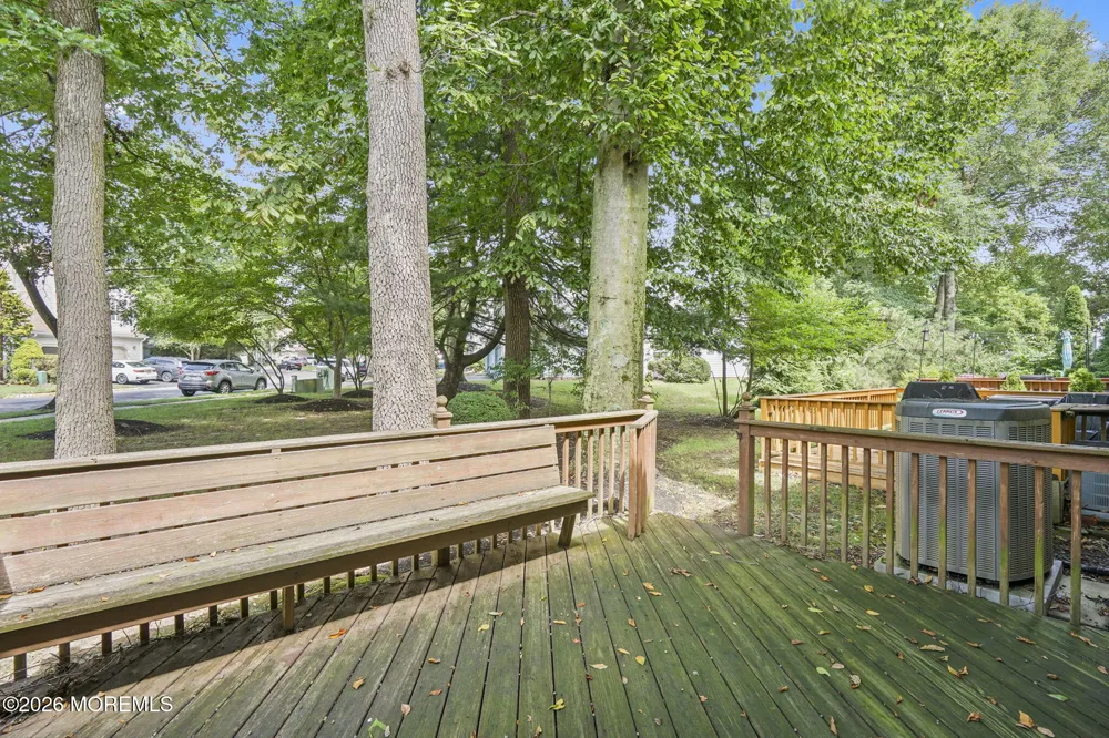 102 Rumford Way Manalapan, NJ 07726