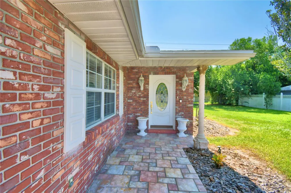 1206 SUSAN LANE Auburndale, FL 33823