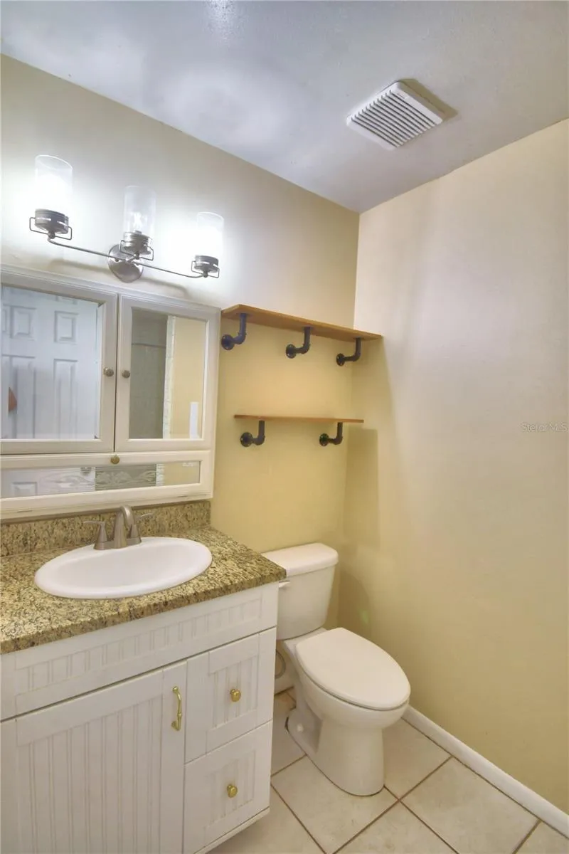 1206 SUSAN LANE Auburndale, FL 33823