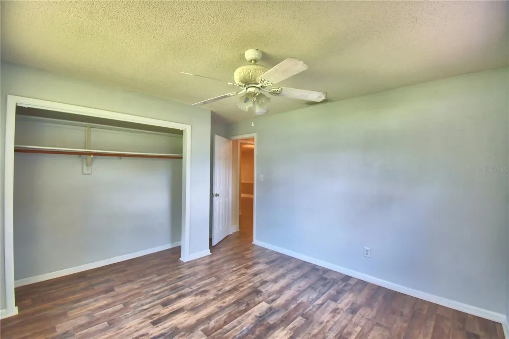 1206 SUSAN LANE Auburndale, FL 33823