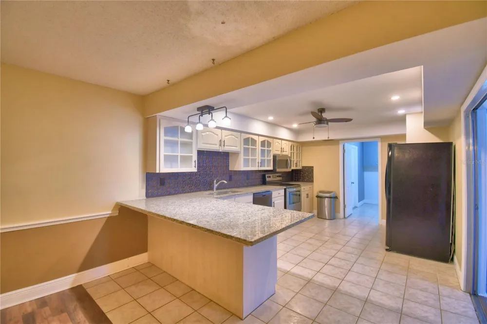 1206 SUSAN LANE Auburndale, FL 33823
