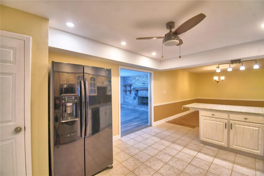 1206 SUSAN LANE Auburndale, FL 33823