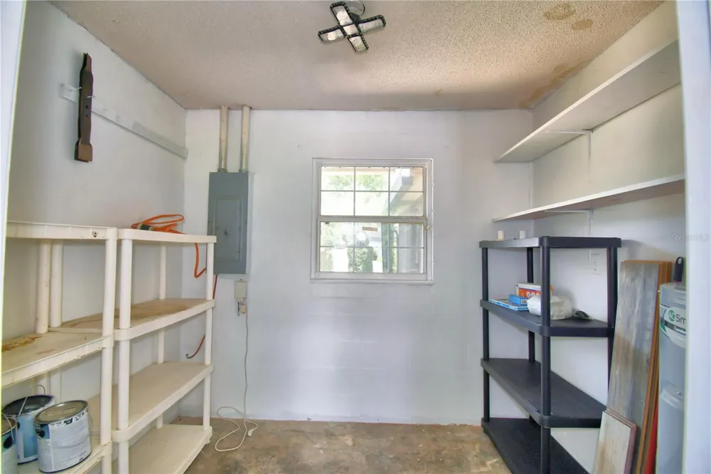 1206 SUSAN LANE Auburndale, FL 33823