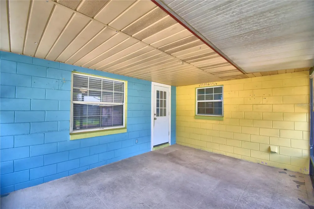 1206 SUSAN LANE Auburndale, FL 33823