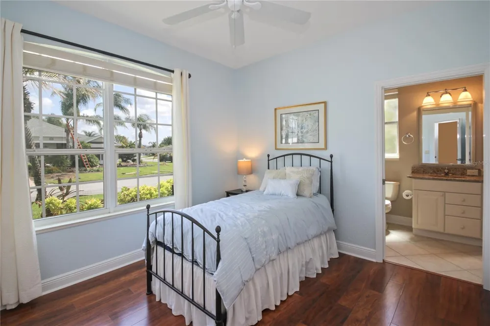 1596 BIRMINGHAM TERRACE The Villages, FL 32162