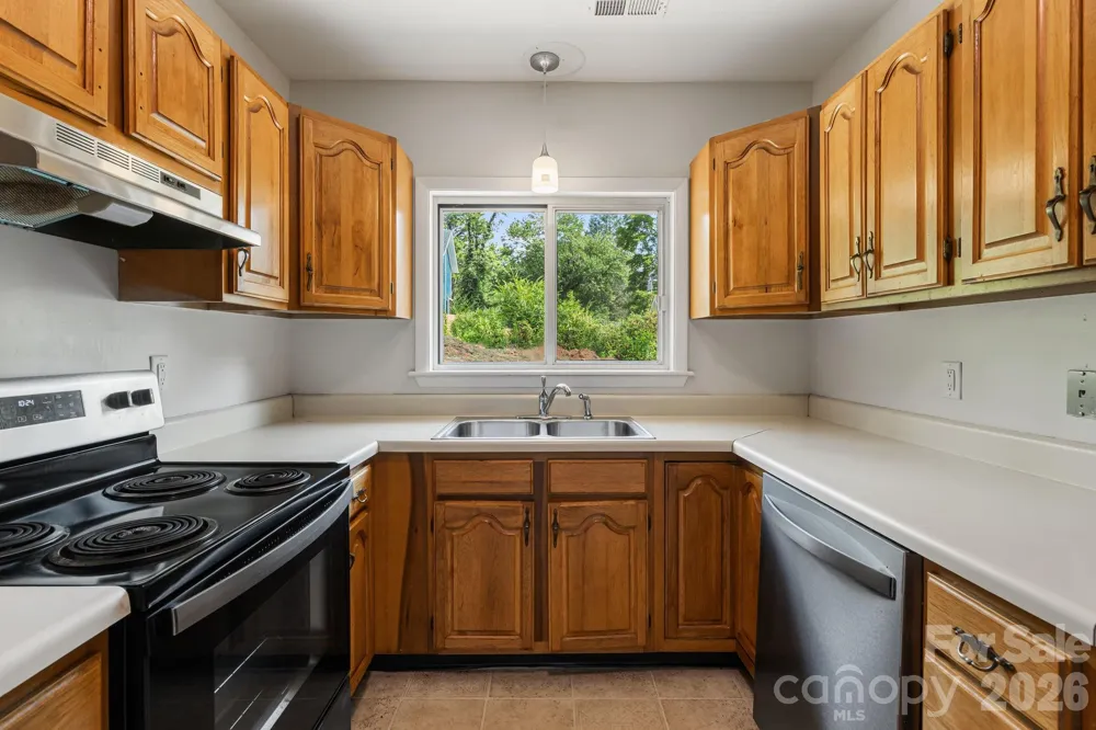 48 Carrier Street Asheville, NC 28806