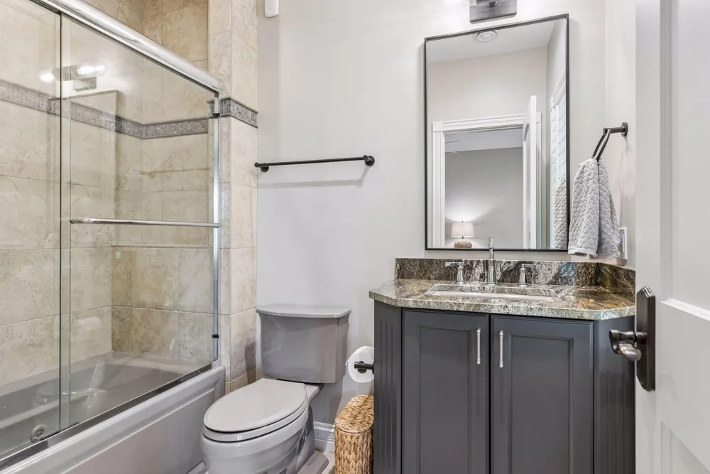 27630 Virginia Cove Excelsior, MN 55331