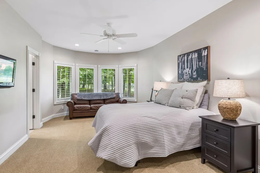 27630 Virginia Cove Excelsior, MN 55331