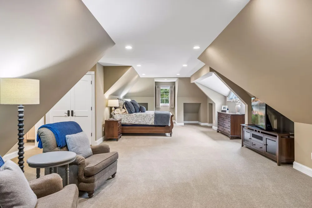 27630 Virginia Cove Excelsior, MN 55331