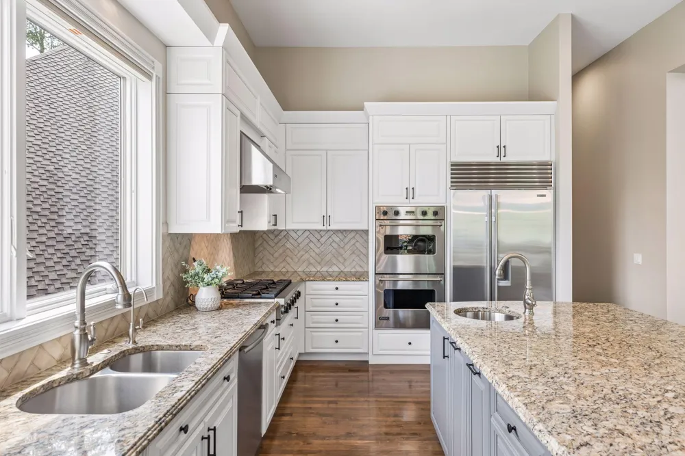 27630 Virginia Cove Excelsior, MN 55331