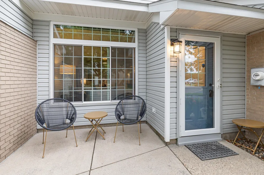 534 Lovell Avenue #6 Roseville, MN 55113