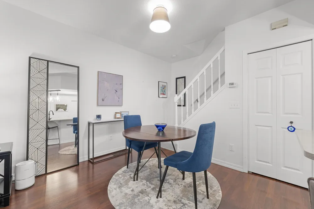 534 Lovell Avenue #6 Roseville, MN 55113