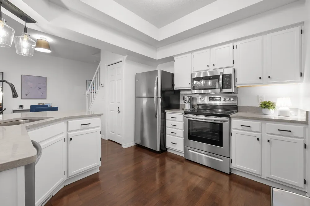 534 Lovell Avenue #6 Roseville, MN 55113